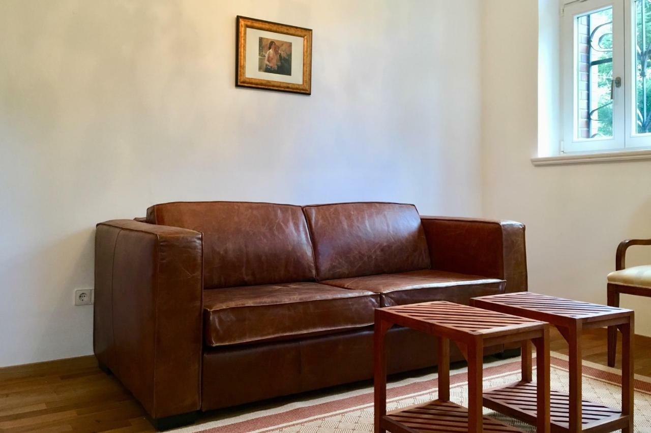 Appartment Villa Am Bretschneiderpark Leipzig Luaran gambar